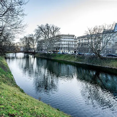 Nowoczesny Przy Rynku We Wroclawiu By Rent Like Apartman Wrocław